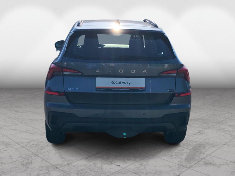 Škoda Kamiq 1,0 TSI - fotka 9 z 28