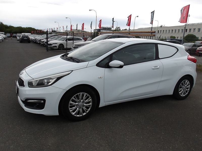 Kia Pro_Ceed 1,4CRDi 2 MÍSTA (PICK-UP) - fotka 3 z 27