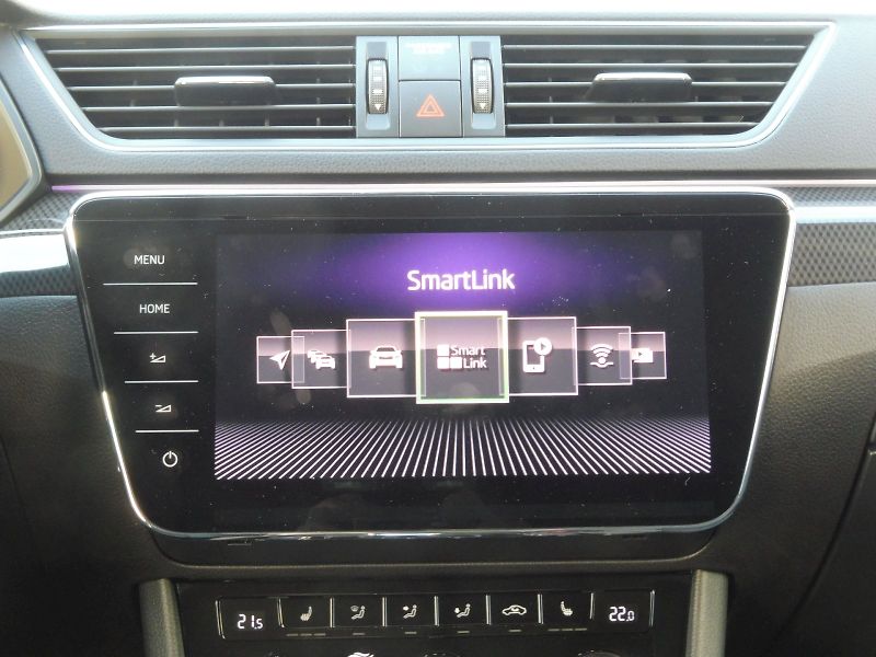 Škoda Superb (2018) Combi SportLine 2,0 TDI 140kW - fotka 12 z 28