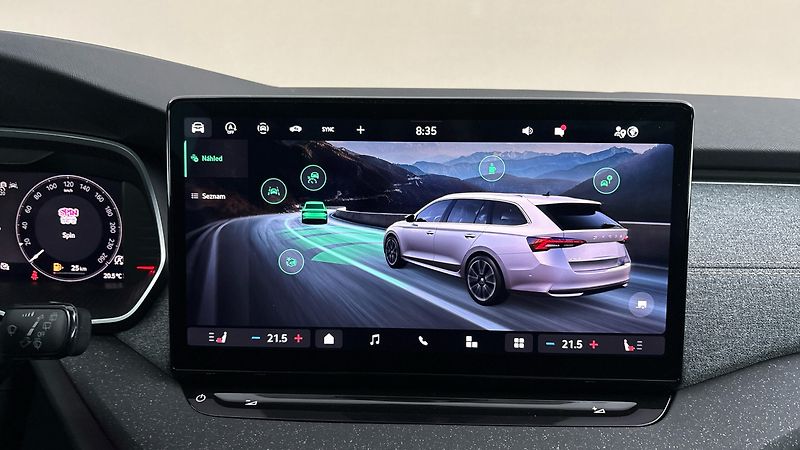 Škoda Octavia 2.0 TDI DSG Top Selection Comb - fotka 26 z 29