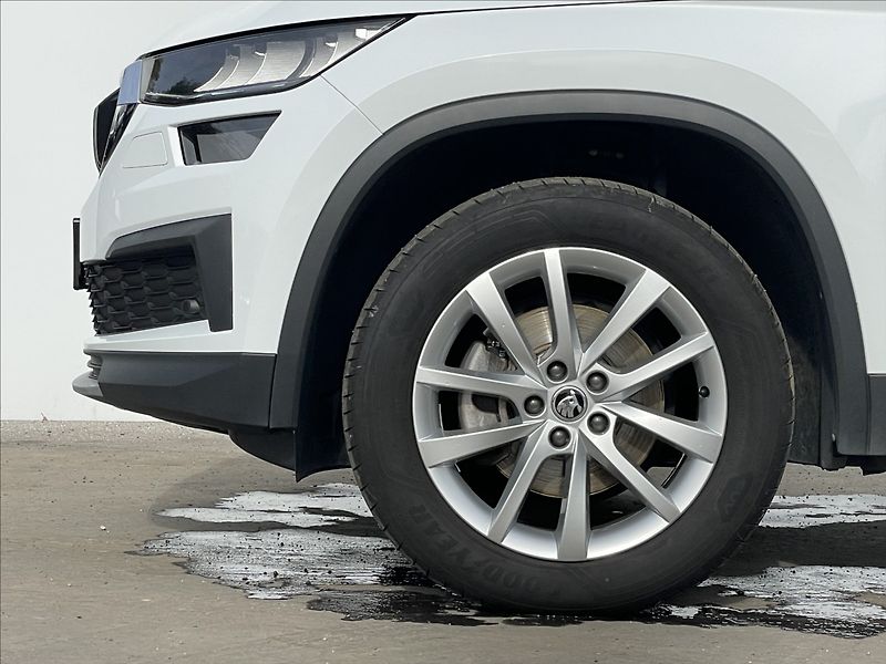 Škoda Kodiaq 2,0 TDI DSG Style NAVI - fotka 20 z 23