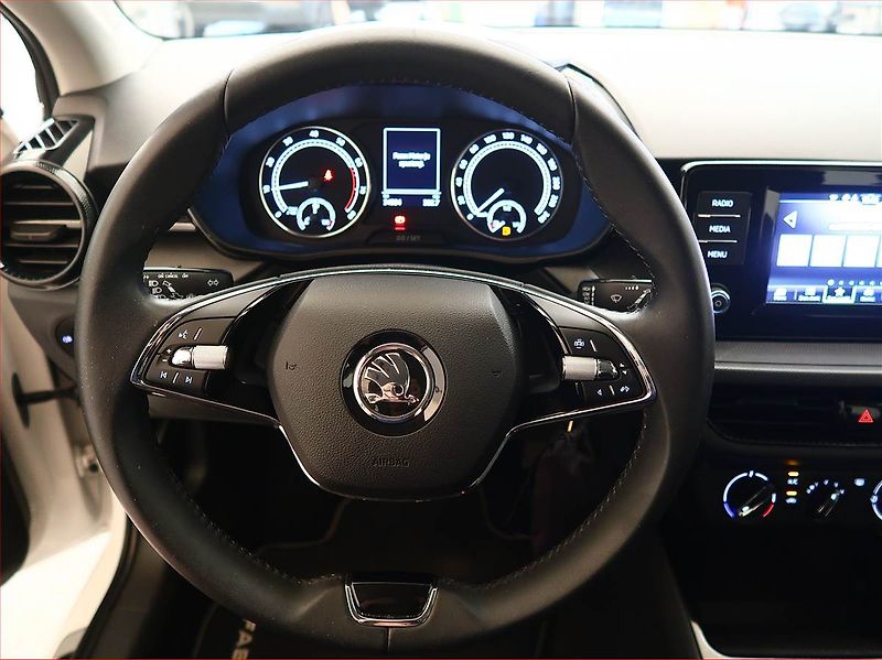 Škoda Fabia (2023) 1.0, Serv.kniha, Tempomat - fotka 15 z 15