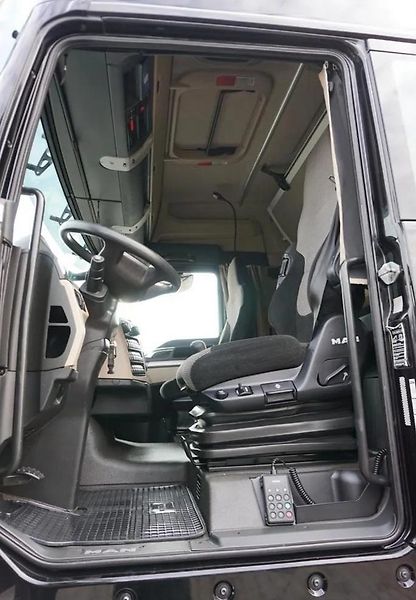 MAN TGX (2018) 18.360 shrnovačka EURO 6 - fotka 9 z 16