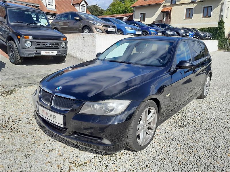 BMW Řada 3 2,0D AUTOMAT - fotka 3 z 48