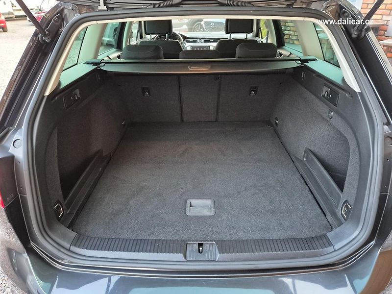 Volkswagen Passat Variant (2018) 1.4TSi 110KW ComfortLine  - fotka 20 z 54