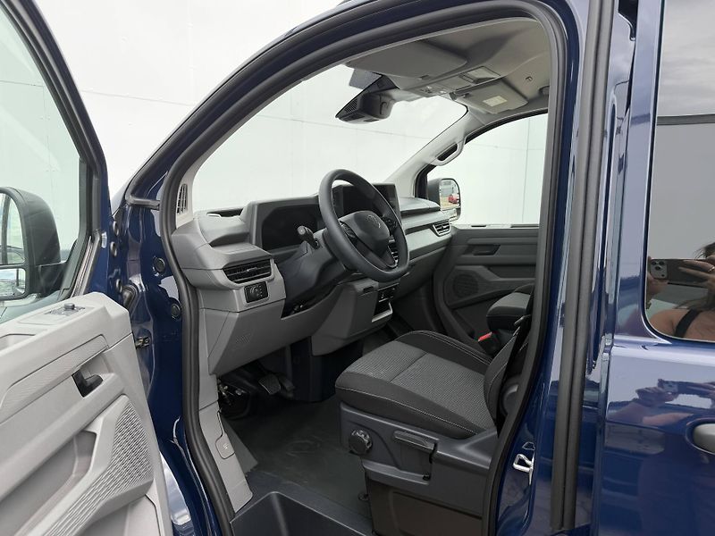 Volkswagen Transporter (2026) PLUS DR 4M 8AUT 2,0TDI - fotka 5 z 7