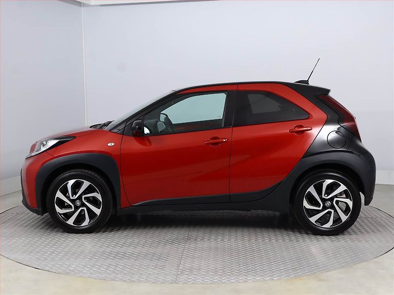 Toyota Aygo (2025) Style 1.0, ČR,1.maj - fotka 3 z 16