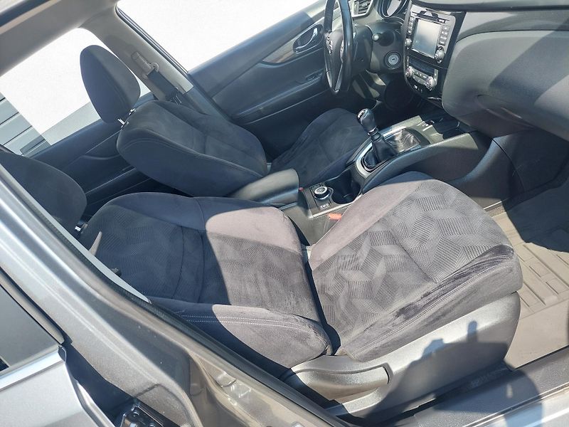 Nissan X-Trail (2015) III. ACENTA dCi 130-zadáno! - fotka 25 z 46