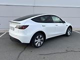 Tesla Model Y Long Range, Tažné, 90% SOH - náhled 2