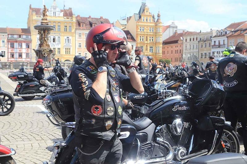 Setkání nadšenců a majitelů motocyklů Indian z celého světa v Českých Budějovicích.