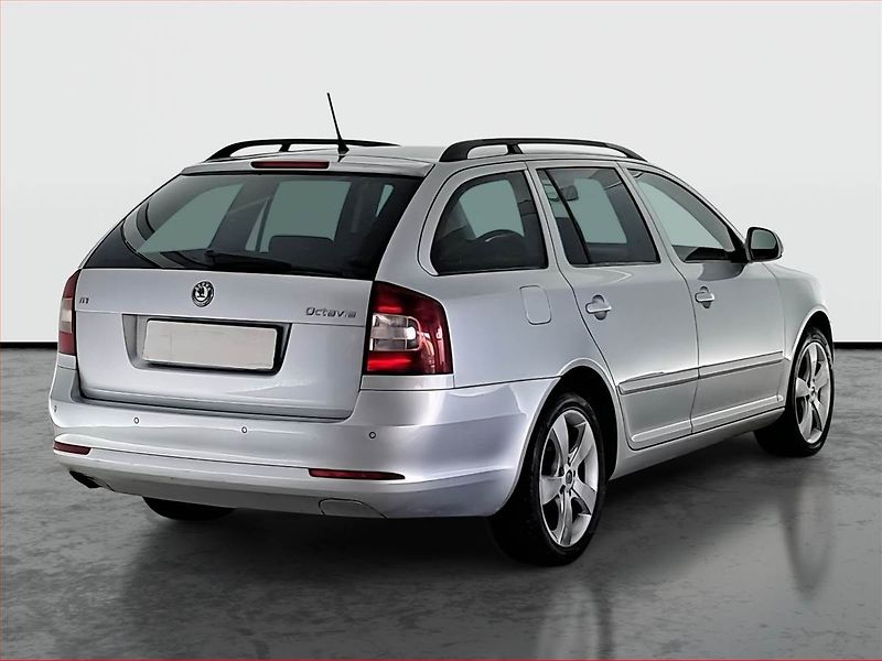 Škoda Octavia (2011) 1.6 TDI, Tempomat - fotka 5 z 18