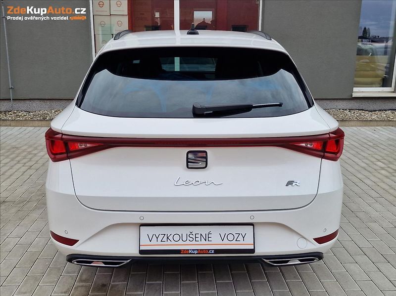 Seat Leon 2.0TDI 110kW DSG FR ST, 1.Maj - fotka 9 z 50