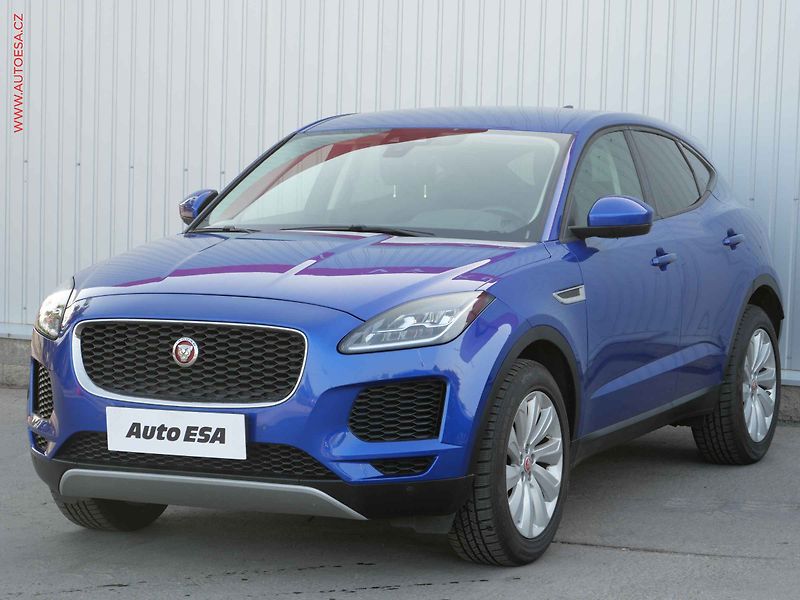Jaguar E-Pace (2018) 2.0 D D150, LED, navi, kamera - fotka 3 z 21