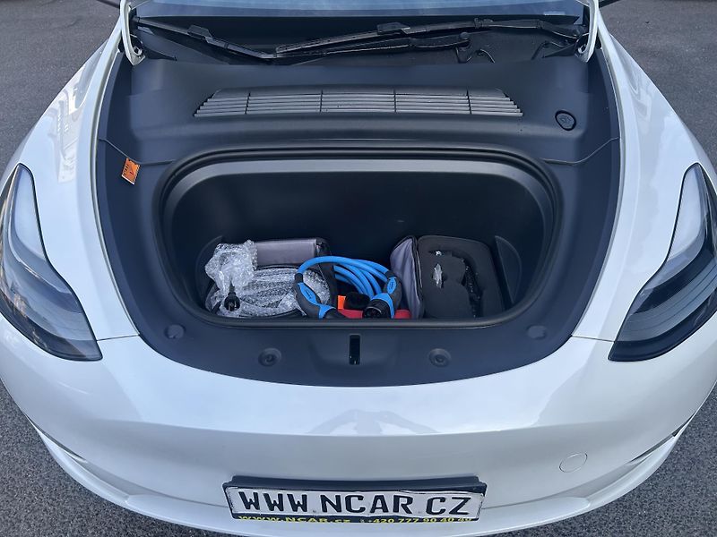 Tesla Model Y ZAMLUVENO ! TZ 94,1% - fotka 18 z 49