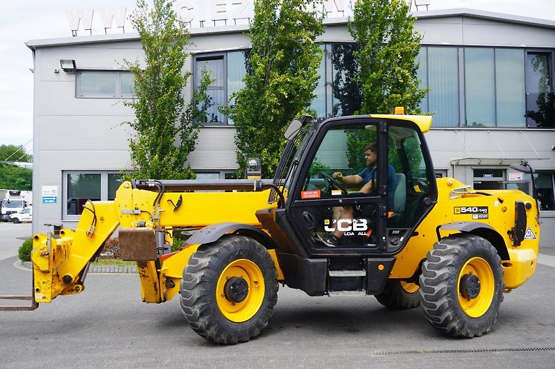JCB (2019) 540-140 telescopic loader  - fotka 11 z 24
