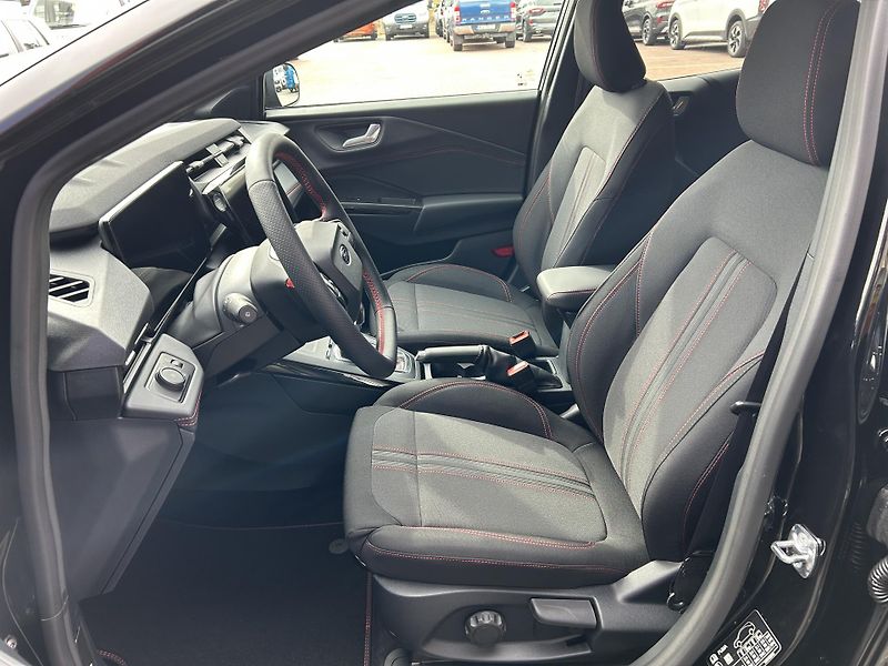 Ford Puma 1.0EcoBoost Hybrid92kW ST-Line - fotka 16 z 33