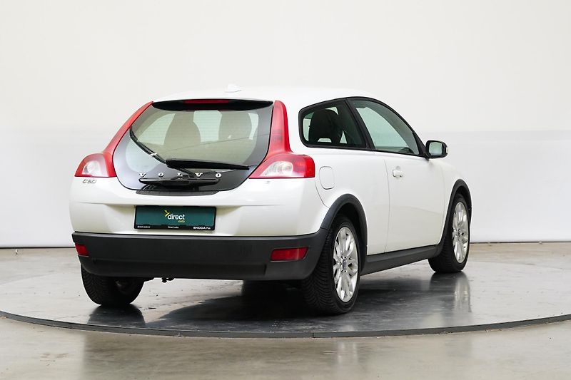 Volvo C30 - fotka 2 z 21