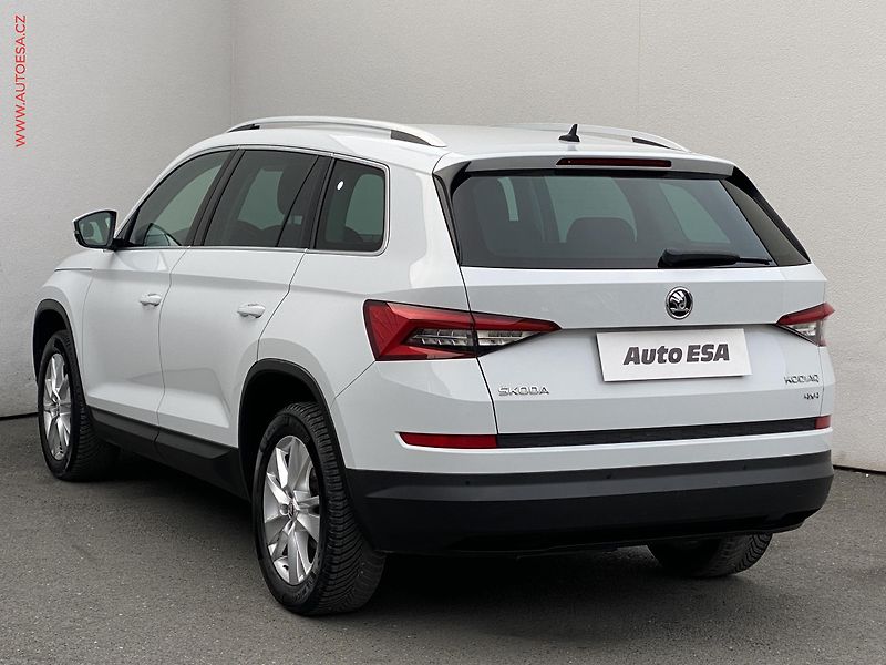 Škoda Kodiaq (2019) 2.0 TDi, Style, DSG, TZ - fotka 6 z 19
