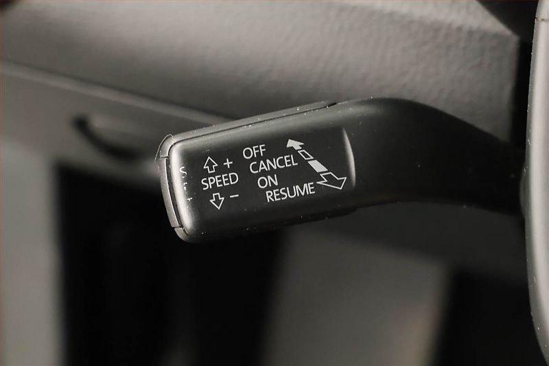 Volkswagen Passat (2014) 2.0 TDI, Navi, Tempomat - fotka 16 z 18
