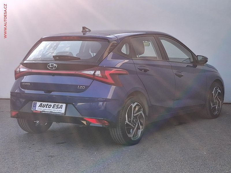 Hyundai i20 (2020) 1.0 T-GDi, +ALU, kamera - fotka 4 z 16