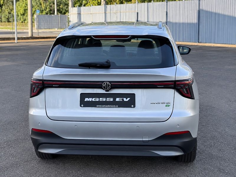 MG MGS5 EV (2026) Emotion (49 kWh) - fotka 8 z 39