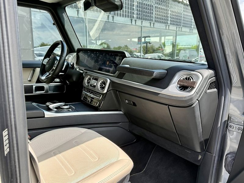 Mercedes-Benz Třídy G (2019) 500 - fotka 44 z 50