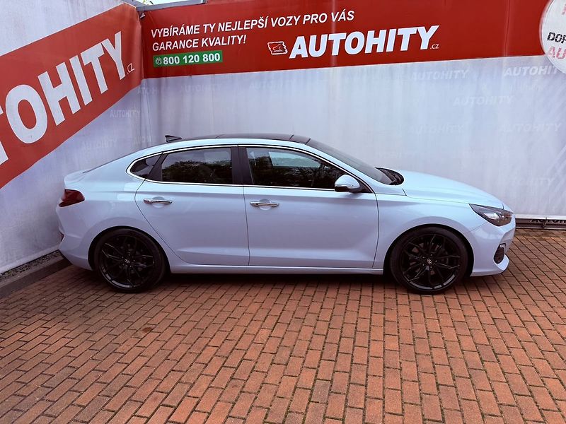 Hyundai i30 1.4 T-GDi Premium Aut., Servis - fotka 6 z 34