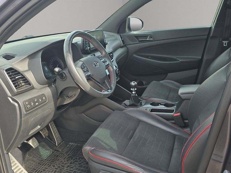 Hyundai Tucson (2019) N-Line 1.6 T-GDi 130kW, Serv.k - fotka 26 z 29
