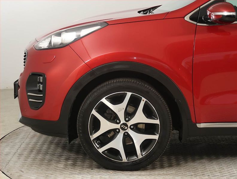 Kia Sportage (2016) GT Line 1.6 T-GDI, Serv.kniha - fotka 15 z 21