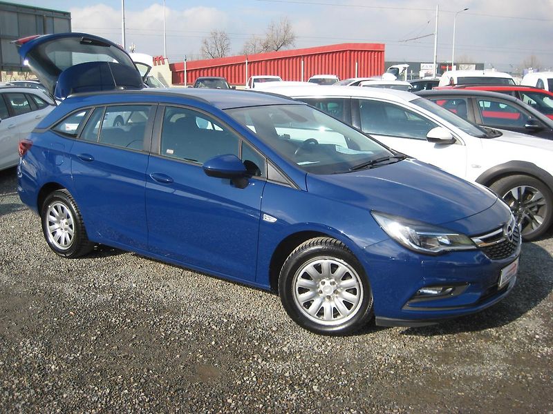 Opel Astra 1.6 CDTi Enjoy ALU-DPH-ČR !!! - fotka 4 z 28