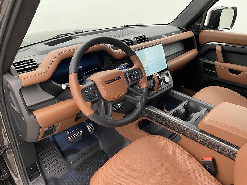 Land Rover Defender (2026) 110 P635 OCTA AWD AUT - fotka 18 z 56