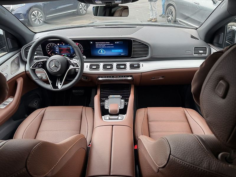 Mercedes-Benz GLE 350 de 4MATIC kupé - fotka 16 z 33