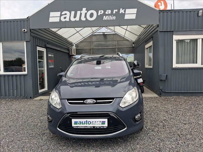 Ford Grand C-MAX 2,0 tinanium, kamera, keyless - fotka 2 z 15