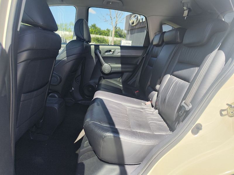 Honda CR-V 2.2 i-CDTI/Executive ČR 1.Maji - fotka 10 z 25