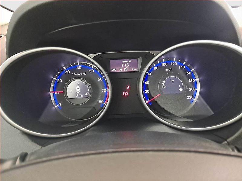 Hyundai ix35 (2015) 1.6 GDI, Serv.kniha, Kůže - fotka 11 z 18