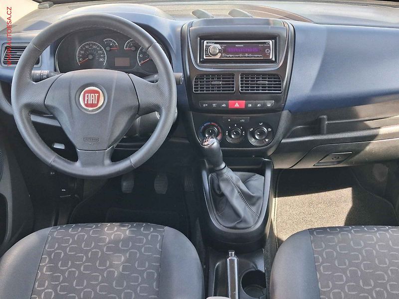 Fiat Dobló (2012) 1.3JTD, 2.maj,ČR - fotka 8 z 17