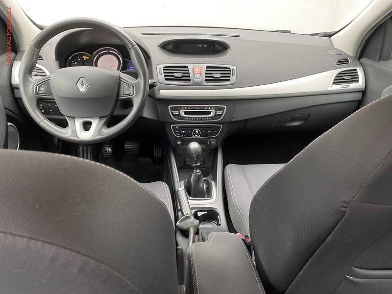 Renault Mégane (2010) 1.5 DCi, Dynamique, TZ - fotka 8 z 16