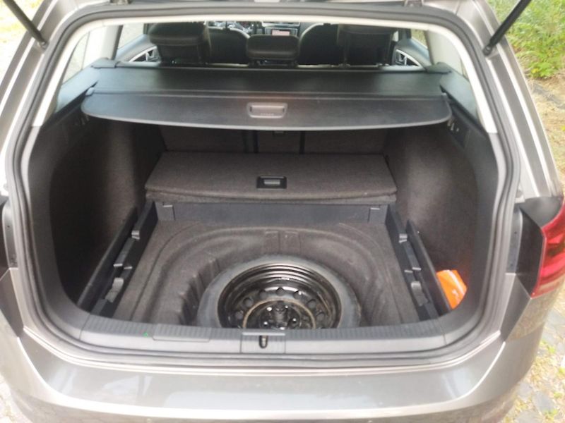 Volkswagen Golf (2016) VII. 1.2 TSI / 81 kW, GPS, - fotka 33 z 36