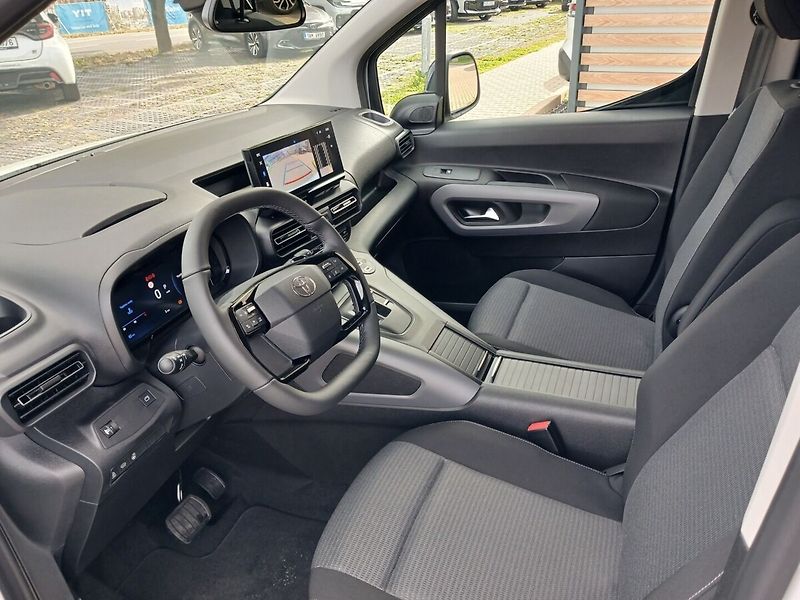 Toyota ProAce City Verso 1,5D VIP 7 míst AT long - fotka 8 z 8