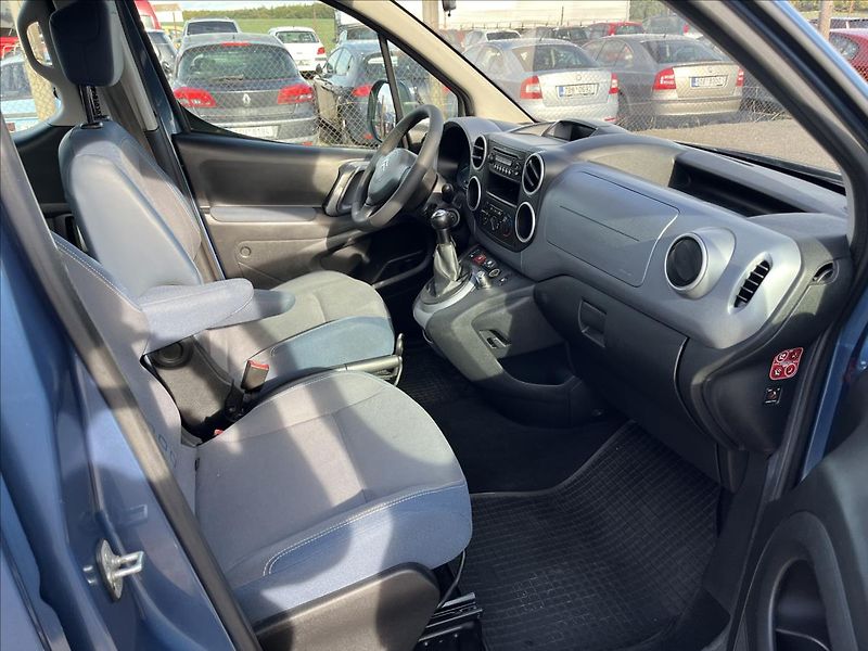 Citroën Berlingo 1,6 i LPG 5.MÍST KLIMA TAŽNÉ - fotka 10 z 38