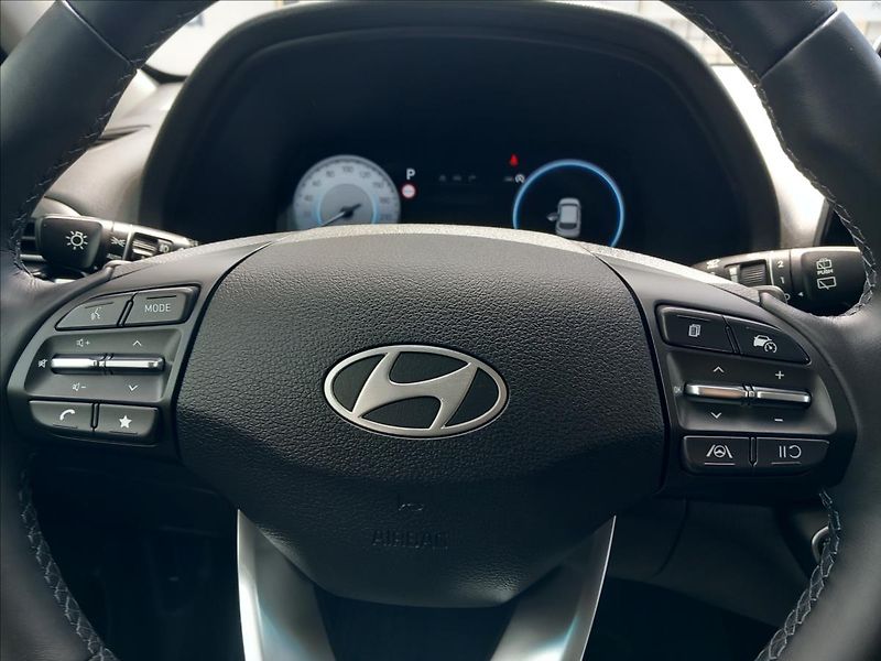 Hyundai i30 1,0 T-GDI FL DCT STYLE - fotka 10 z 21