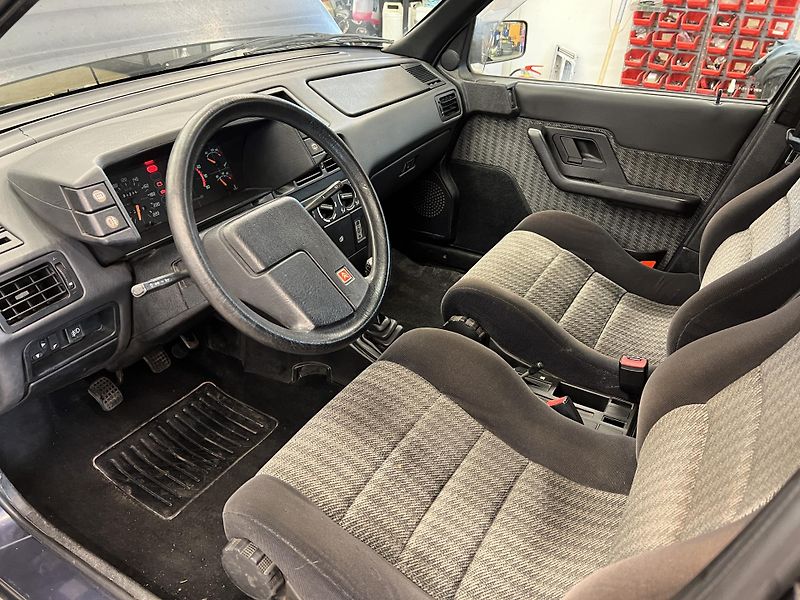 Citroën BX 1.9 GTI 118 kW - fotka 7 z 15
