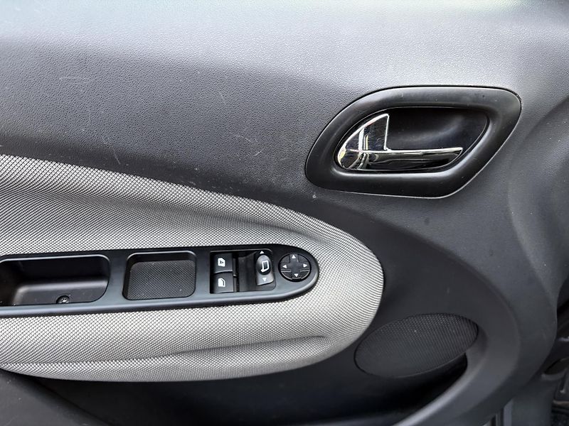 Citroën C3 Picasso 1.6 HDI - fotka 13 z 20