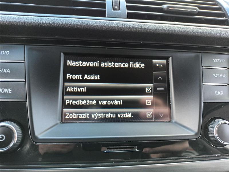Škoda Fabia 1,2 TSI,81KW,SERVIS,KOLA,VÝHŘE - fotka 39 z 47