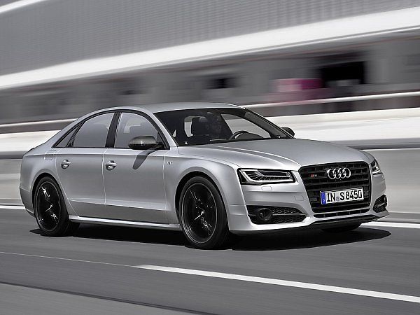 Audi S8 plus.