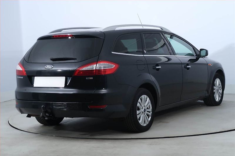 Ford Mondeo (2009) 2.0 TDCi, Navi, Tempomat - fotka 5 z 22