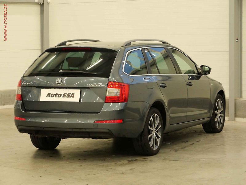 Škoda Octavia (2015) 1.4 TSi, Edition, xenon - fotka 4 z 14