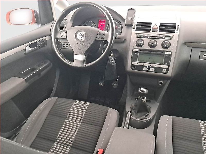 Volkswagen Touran (2009) 1.4 TSI, 7 míst, Tempomat - fotka 7 z 17