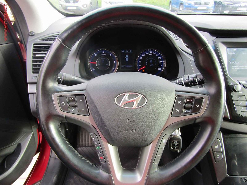Hyundai i40 (2019) 1.6CRDi, 1.maj,ČR, servis - fotka 13 z 22