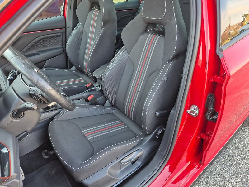 Škoda Kamiq (2025) Monte Carlo 1.0TSi 85kW 7°auto - fotka 12 z 30